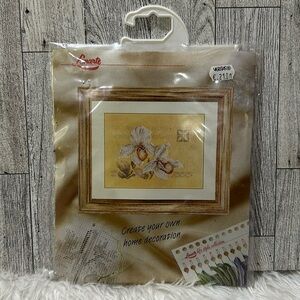 Lanarte floral cross stitch kit new